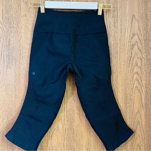 Lululemon Crop Yoga Leggings